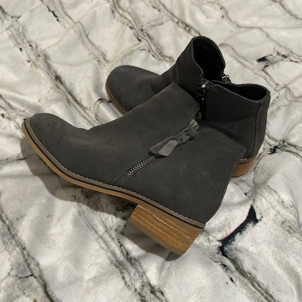BLONDO Dark Gray Liam Suede Waterproof Women's Boots